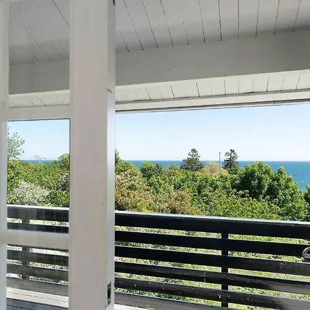 Summer House With Sea View On Beautiful Bornholm Semesterbostad